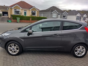 Used Ford Fiesta 2015 for sale - 78166047: Photo