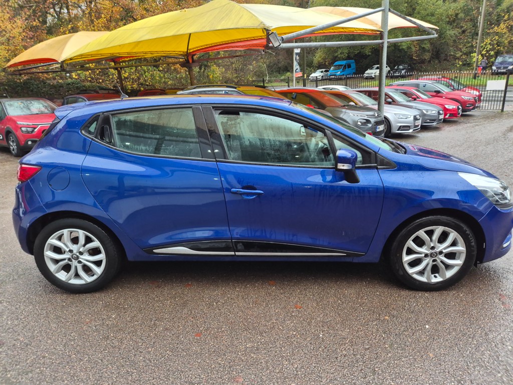 Used Renault Clio 2018 for sale - 76507807: Photo 8