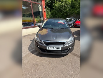 Used Peugeot 308 2017 for sale - 77336177: Photo