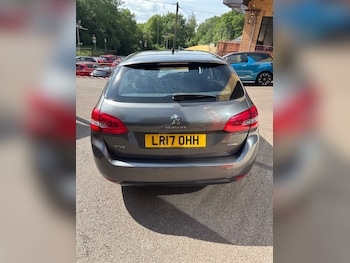 Used Peugeot 308 2017 for sale - 77336177: Photo