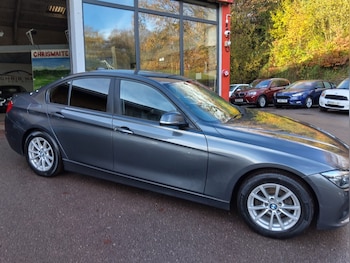 Used BMW 3 Series 2018 for sale - 77336182: Photo