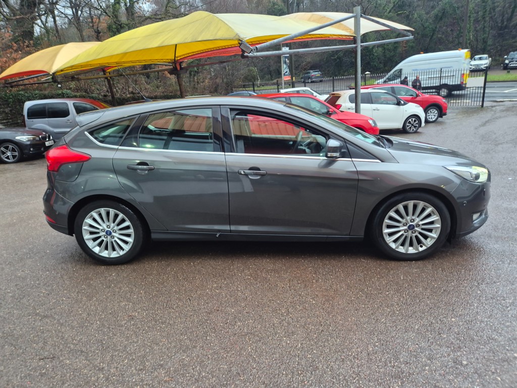 Used Ford Focus 2016 for sale - 77336121: Photo 4