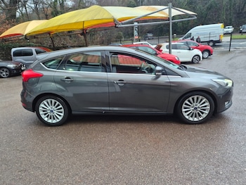 Used Ford Focus 2016 for sale - 77336121: Photo