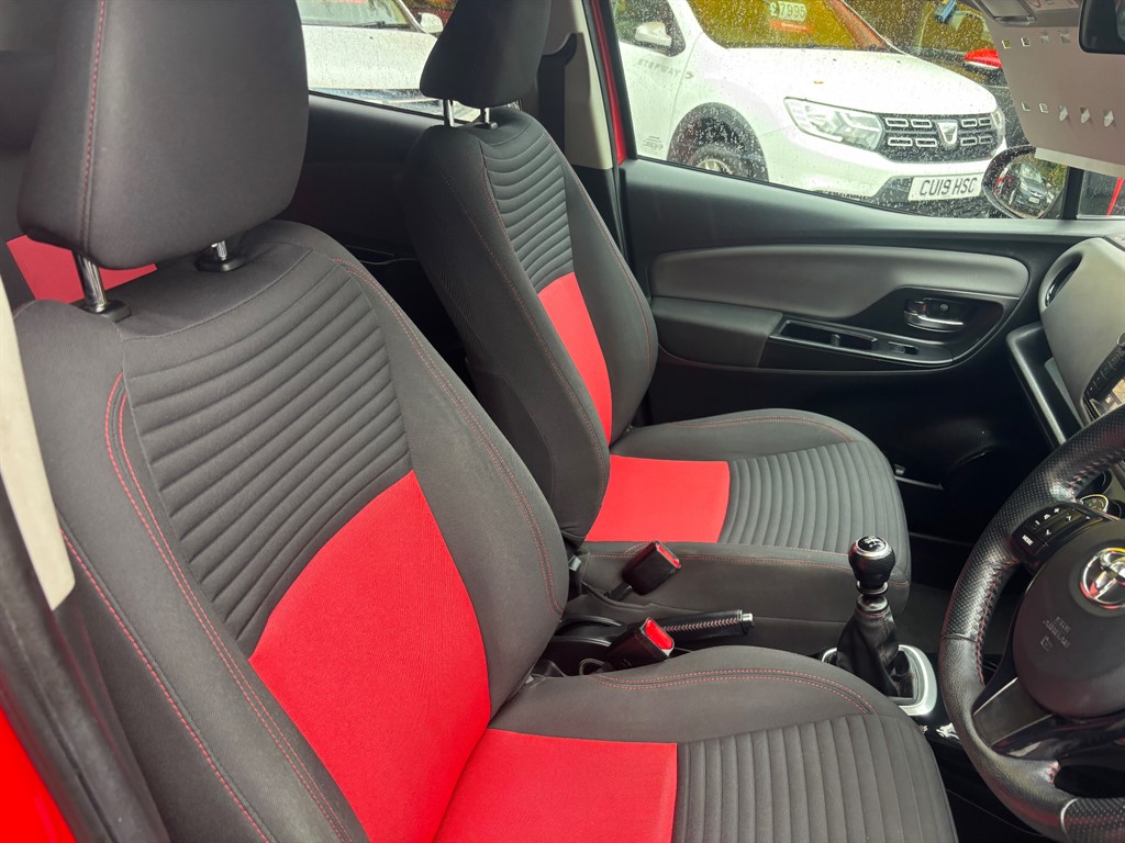 Used Toyota Yaris 2015 for sale - 76221941: Photo 13