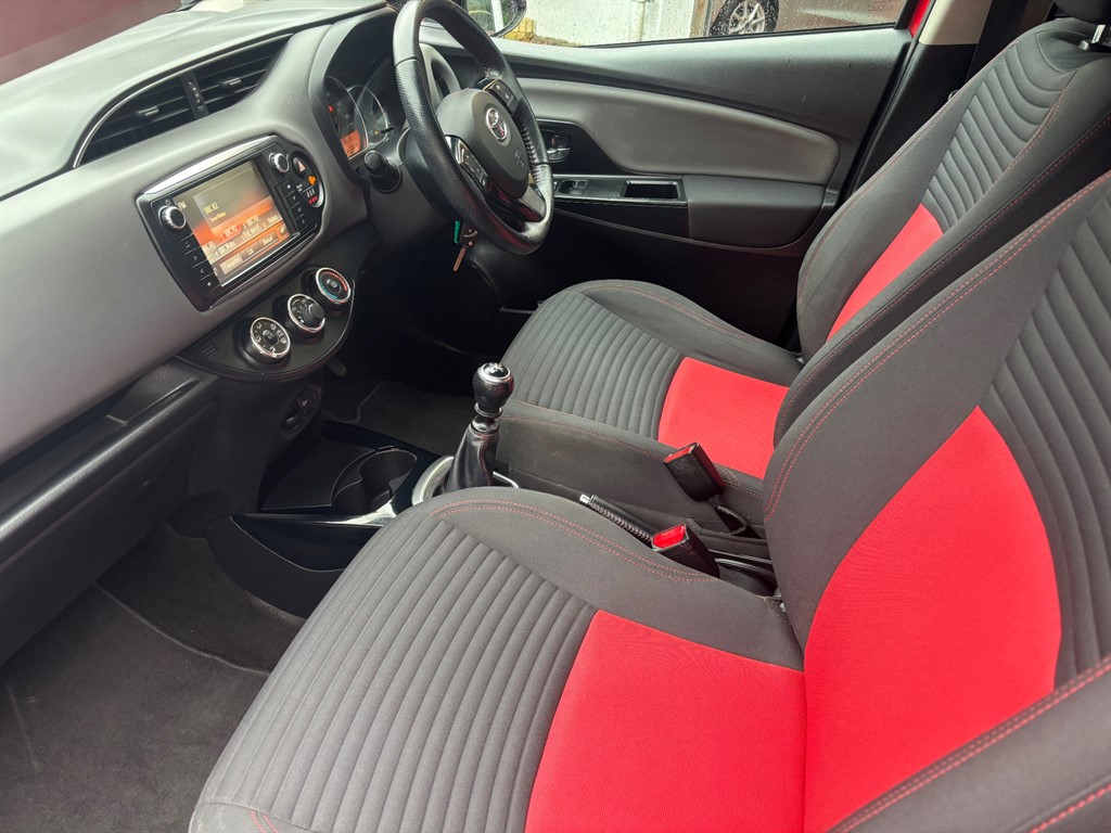 Used Toyota Yaris 2015 for sale - 76221941: Photo 19