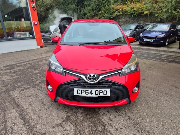 Used Toyota Yaris 2015 for sale - 76221941: Photo 2