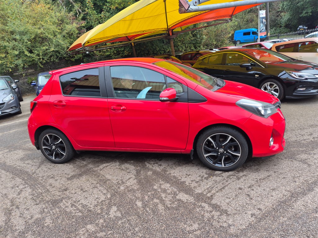 Used Toyota Yaris 2015 for sale - 76221941: Photo 3