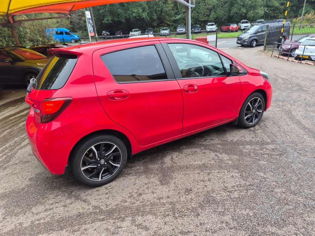 Used Toyota Yaris 2015 for sale - 76221941: Photo 5