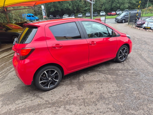 Used Toyota Yaris 2015 for sale - 76221941: Photo 6