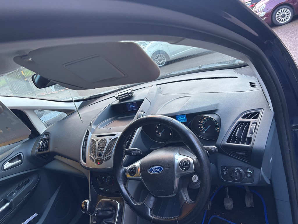 Used Ford C-Max 2013 for sale - 76894980: Photo 3