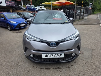 Used Toyota C-HR 2017 for sale - 78953860: Photo