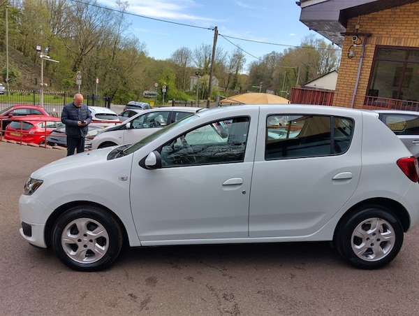 Used Dacia Sandero 2016 for sale - 75570823: Photo 6