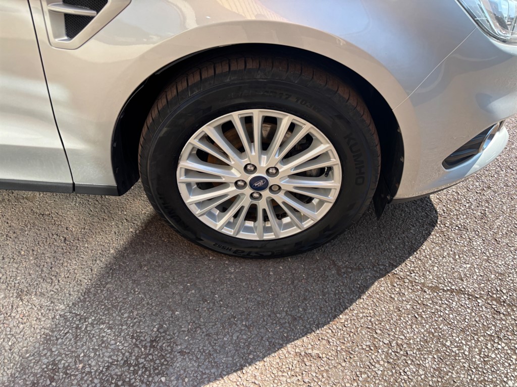 Used Ford S-Max 2017 for sale - 77336155: Photo 10