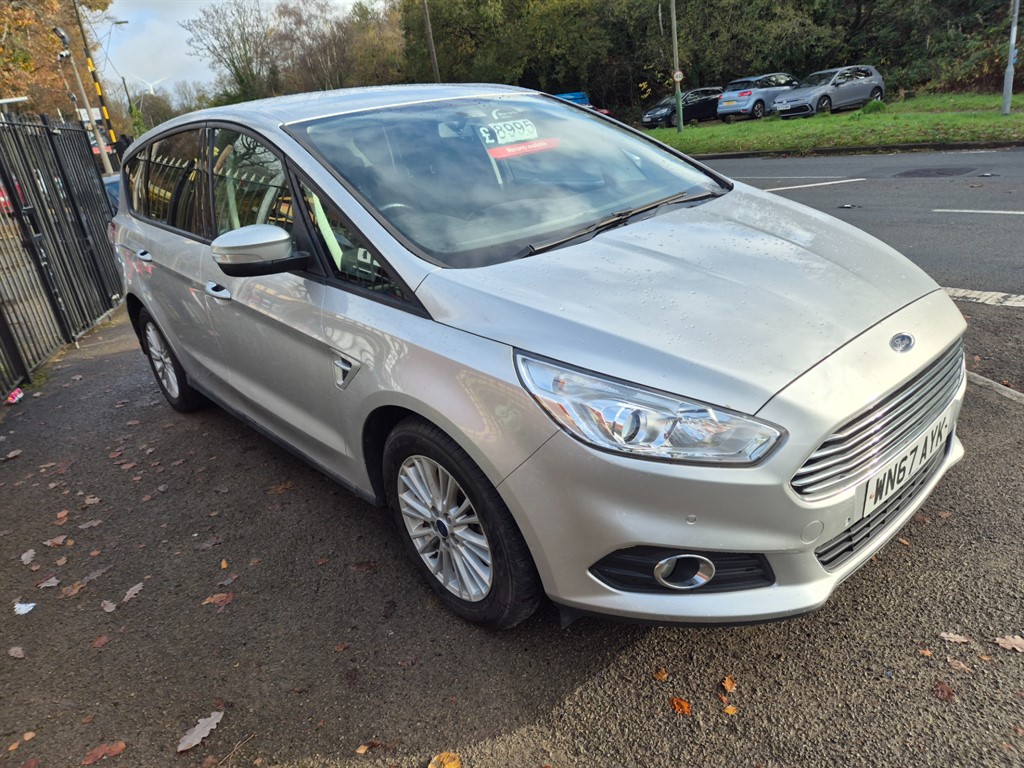 Used Ford S-Max 2017 for sale - 77336155: Photo 3