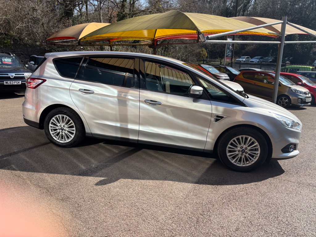 Used Ford S-Max 2017 for sale - 77336155: Photo 8