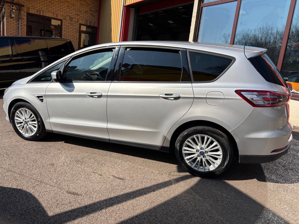 Used Ford S-Max 2017 for sale - 77336155: Photo 9