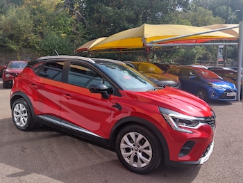 Used Renault Captur 2020 for sale - 79515767: Photo