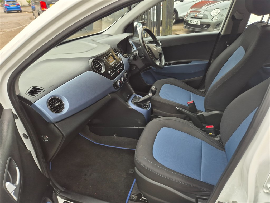 Used Hyundai i10 2015 for sale - 76146317: Photo 11
