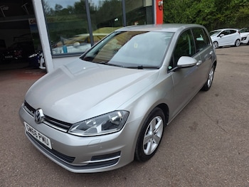 Used Volkswagen Golf 2017 for sale - 78037016: Photo