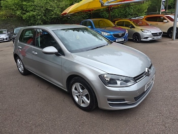 Used Volkswagen Golf 2017 for sale - 78037016: Photo