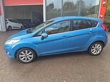 Used Ford Fiesta 2011 for sale - 76428366: Photo