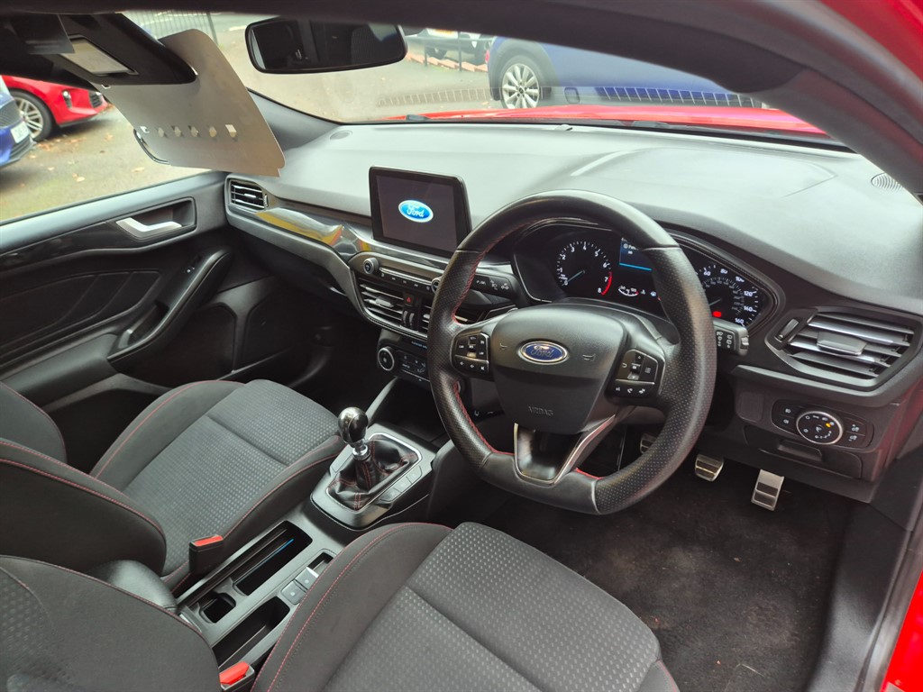 Used Ford Focus 2019 for sale - 76452448: Photo 18