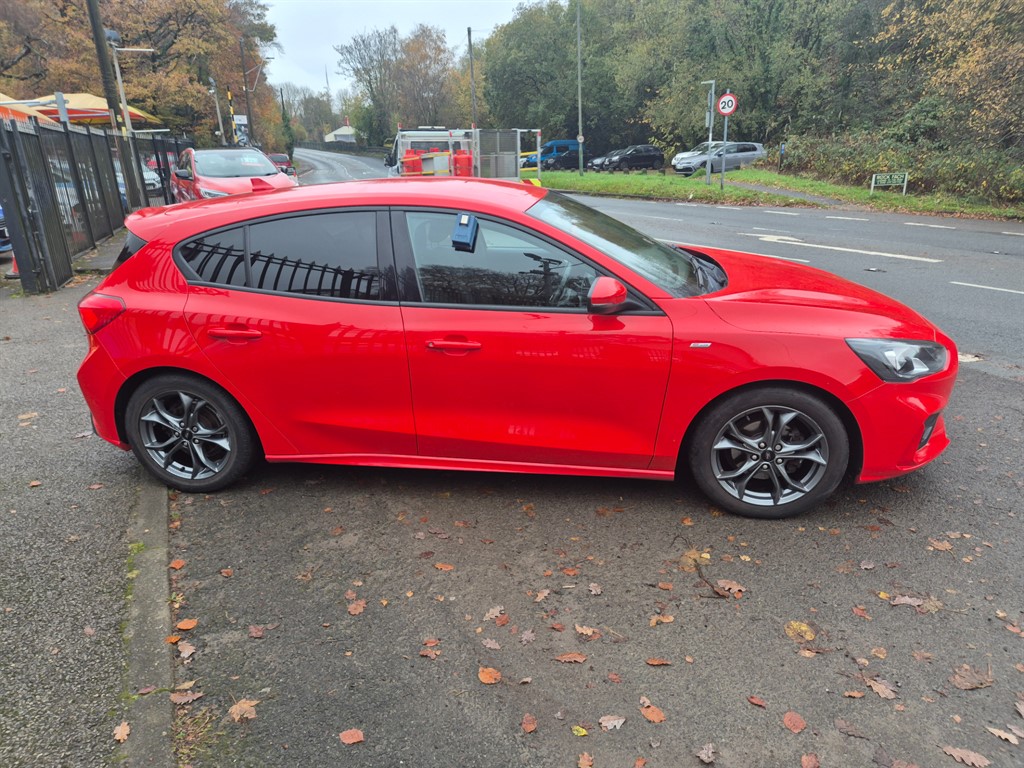 Used Ford Focus 2019 for sale - 76452448: Photo 6