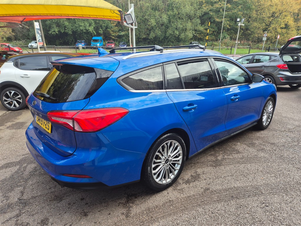 Used Ford Focus 2019 for sale - 77336143: Photo 4