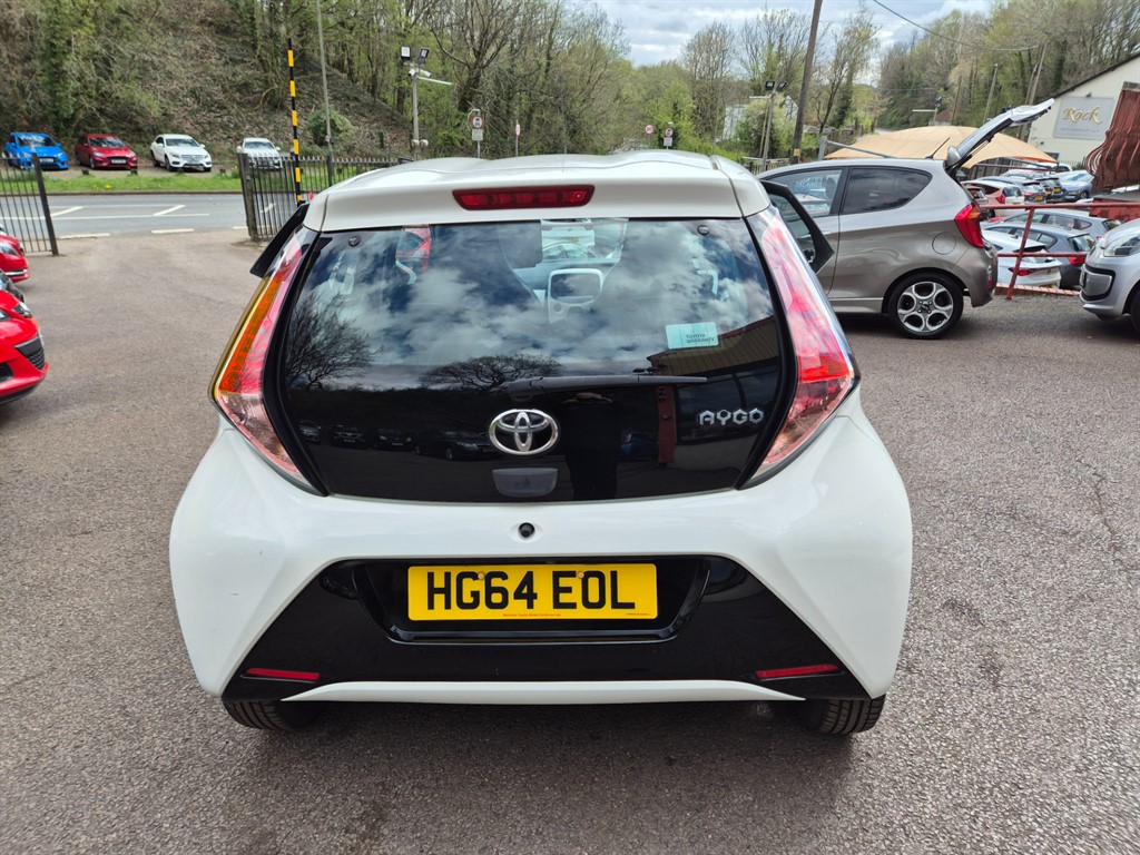 Used Toyota AYGO 2015 for sale - 76568193: Photo 11