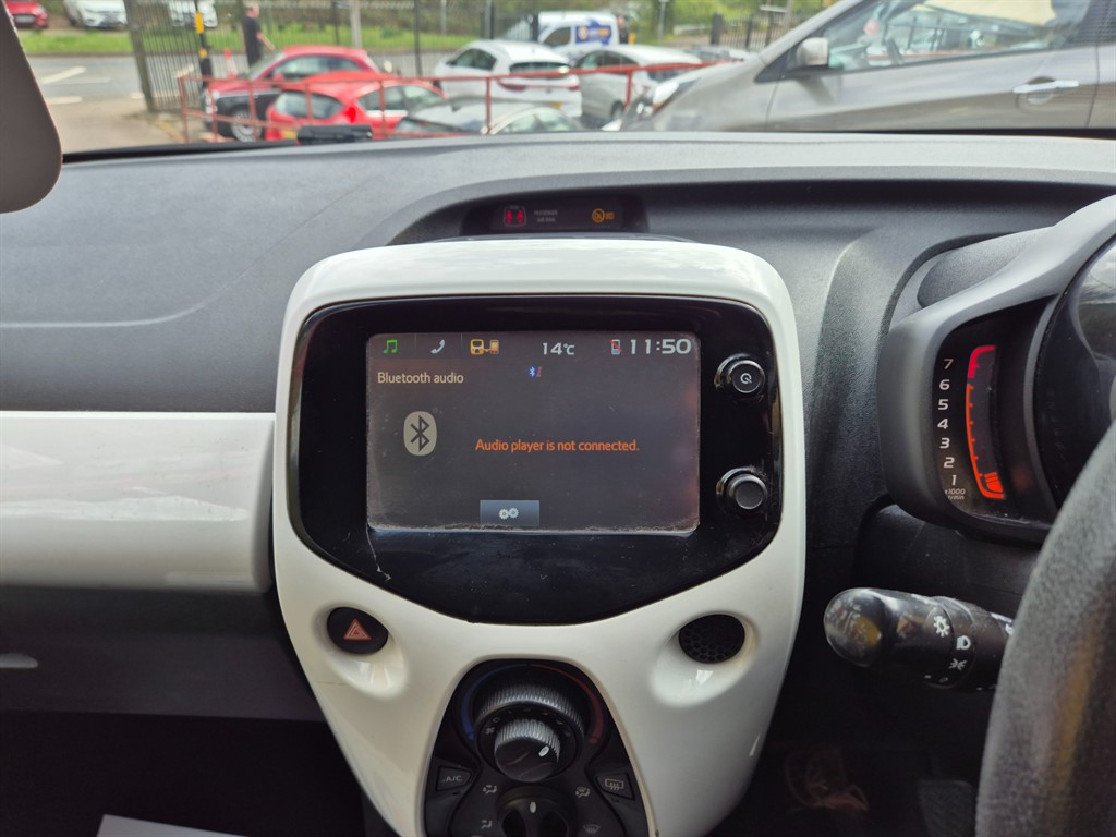 Used Toyota AYGO 2015 for sale - 76568193: Photo 18