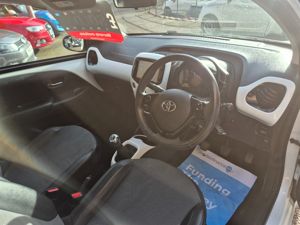 Used Toyota AYGO 2015 for sale - 76568193: Photo 26