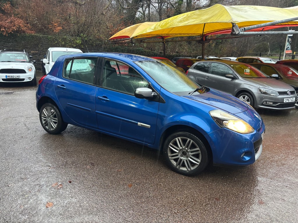 Used Renault Clio 2011 for sale - 76766561: Photo 1