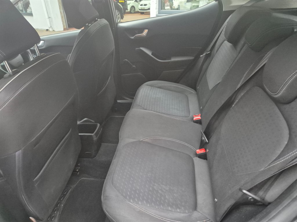 Used Ford Fiesta 2018 for sale - 76290130: Photo 9