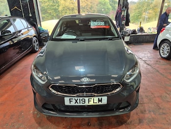 Used Kia Ceed 2019 for sale - 76290129: Photo 2