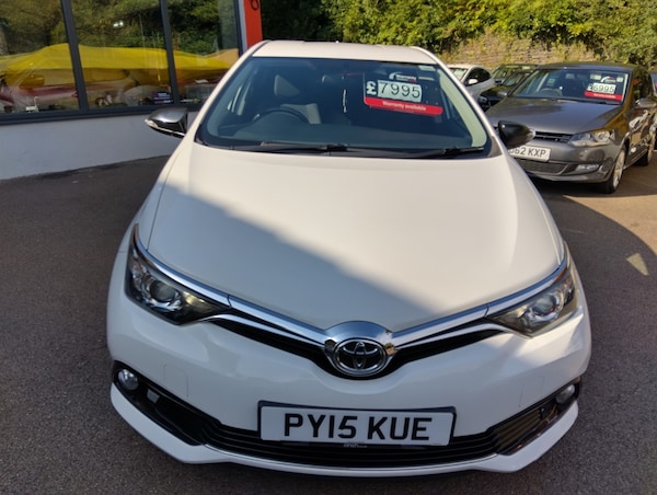 Used Toyota Auris 2015 for sale - 75653166: Photo 2