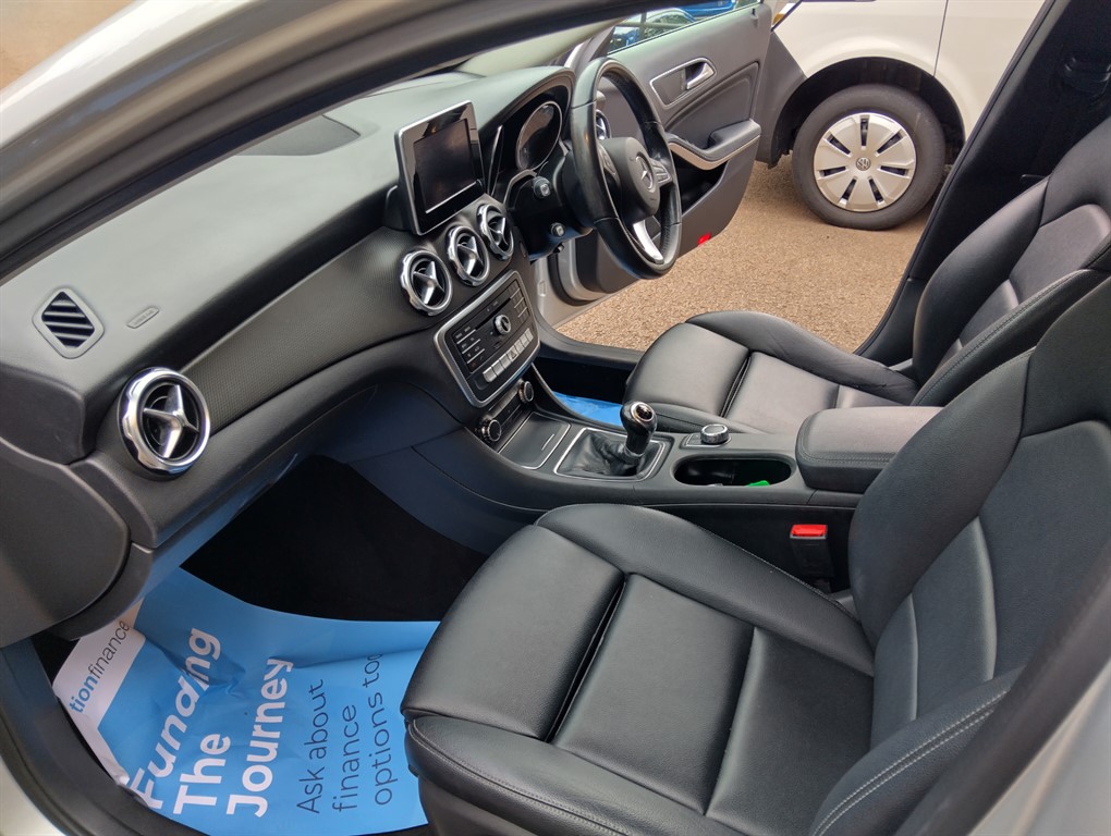 Used Mercedes-Benz GLA 2018 for sale - 77336126: Photo 10