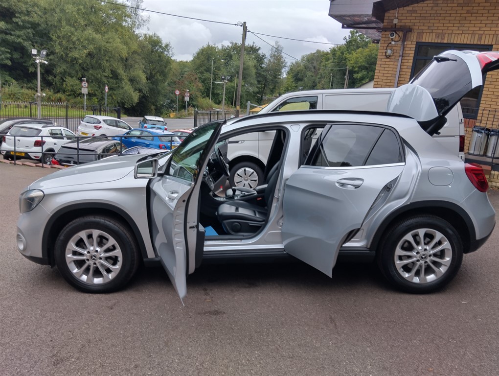Used Mercedes-Benz GLA 2018 for sale - 77336126: Photo 11
