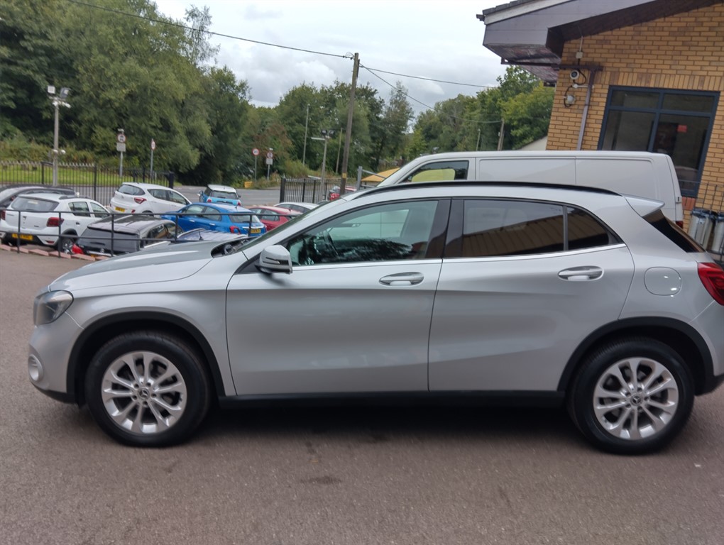 Used Mercedes-Benz GLA 2018 for sale - 77336126: Photo 4