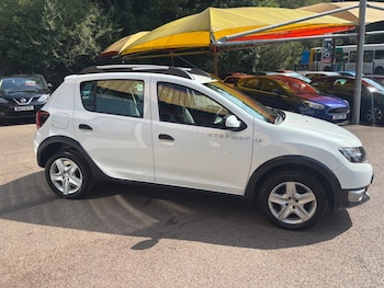 Used Dacia Sandero 2013 for sale - 75572050: Photo