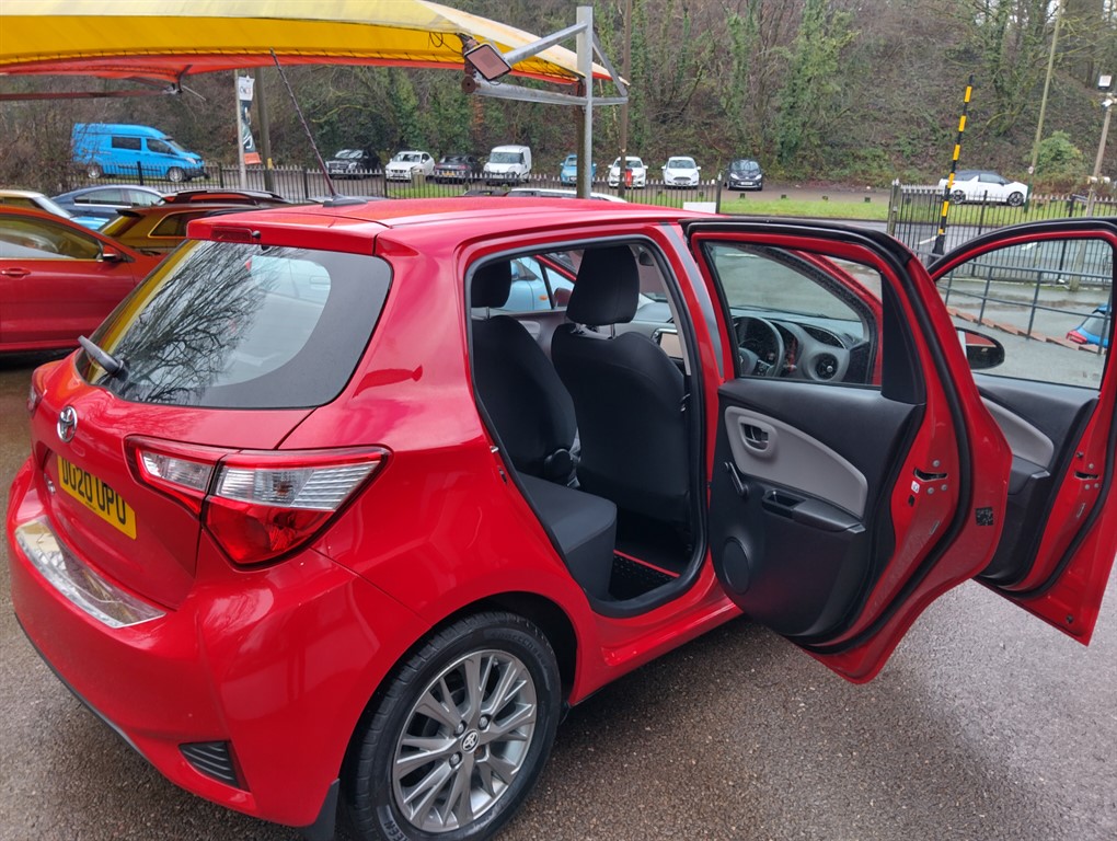 Used Toyota Yaris 2020 for sale - 77367307: Photo 16