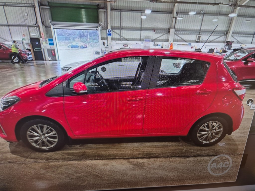 Used Toyota Yaris 2020 for sale - 77367307: Photo 2