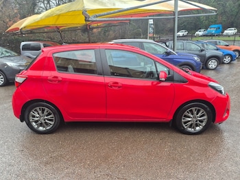 Used Toyota Yaris 2020 for sale - 77367307: Photo