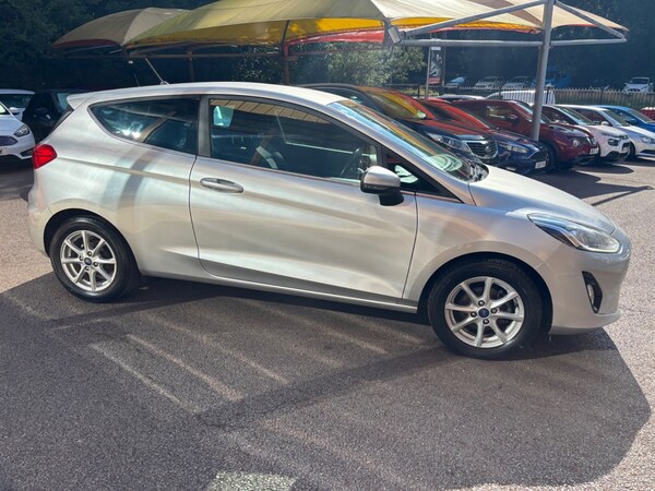 Used Ford Fiesta 2018 for sale - 75571118: Photo 8