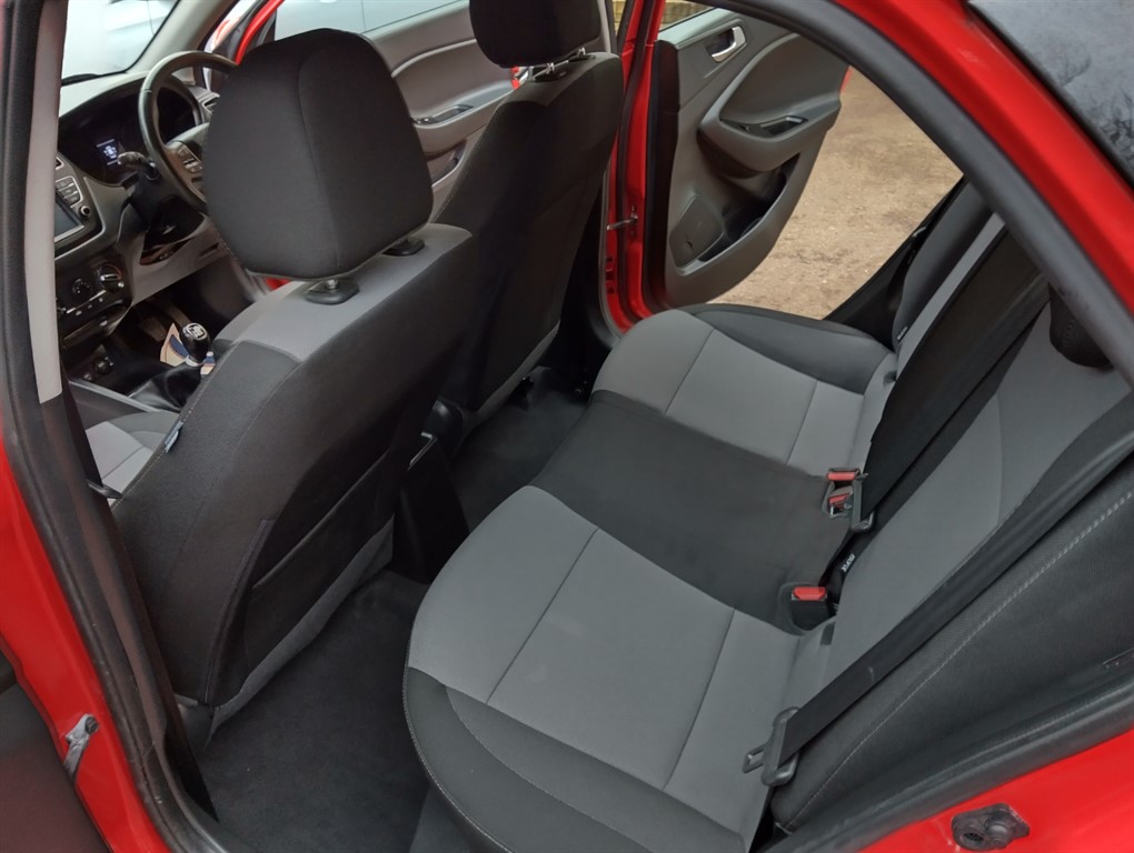 Used Hyundai i20 2019 for sale - 77367340: Photo 11