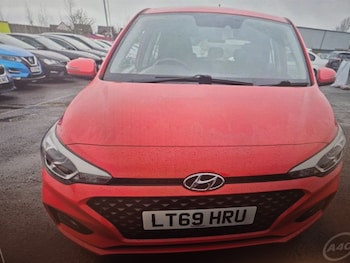 Used Hyundai i20 2019 for sale - 77367340: Photo