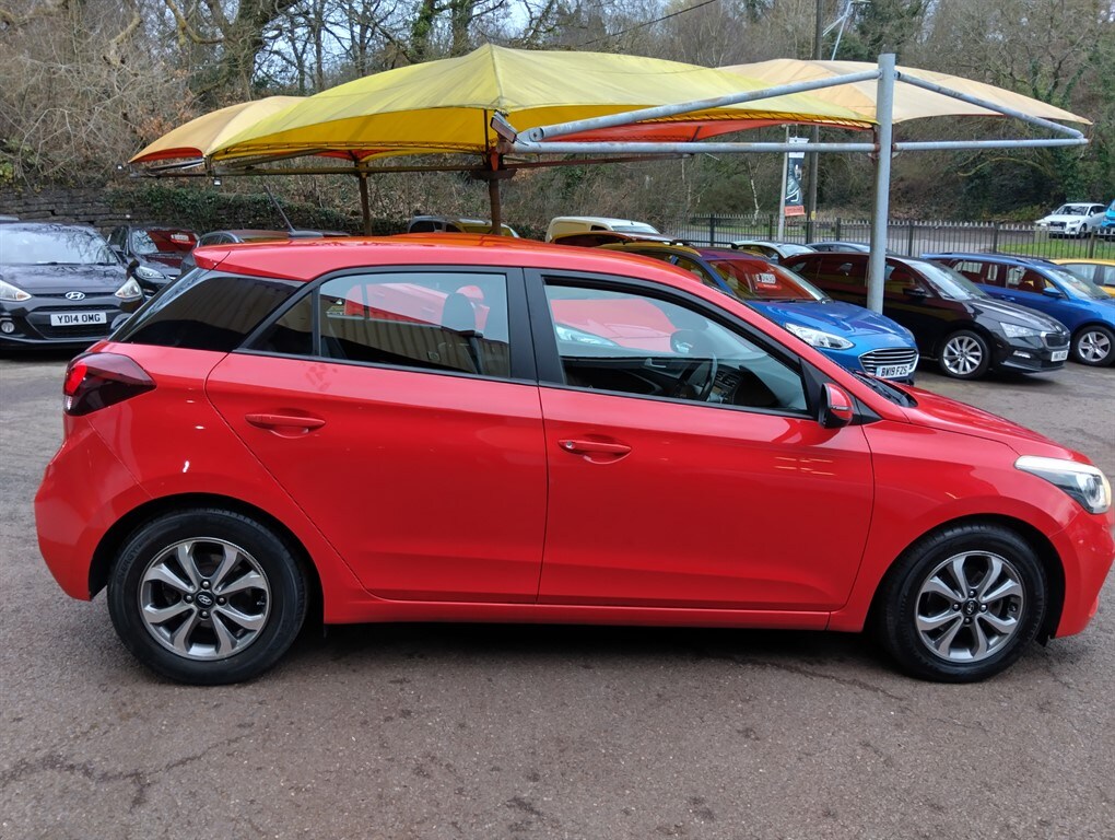 Used Hyundai i20 2019 for sale - 77367340: Photo 4