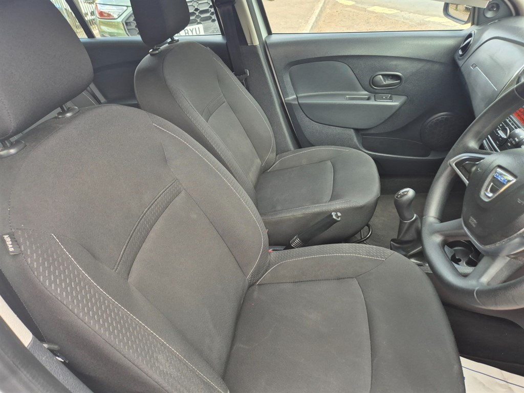 Used Dacia Sandero 2018 for sale - 77336172: Photo 10