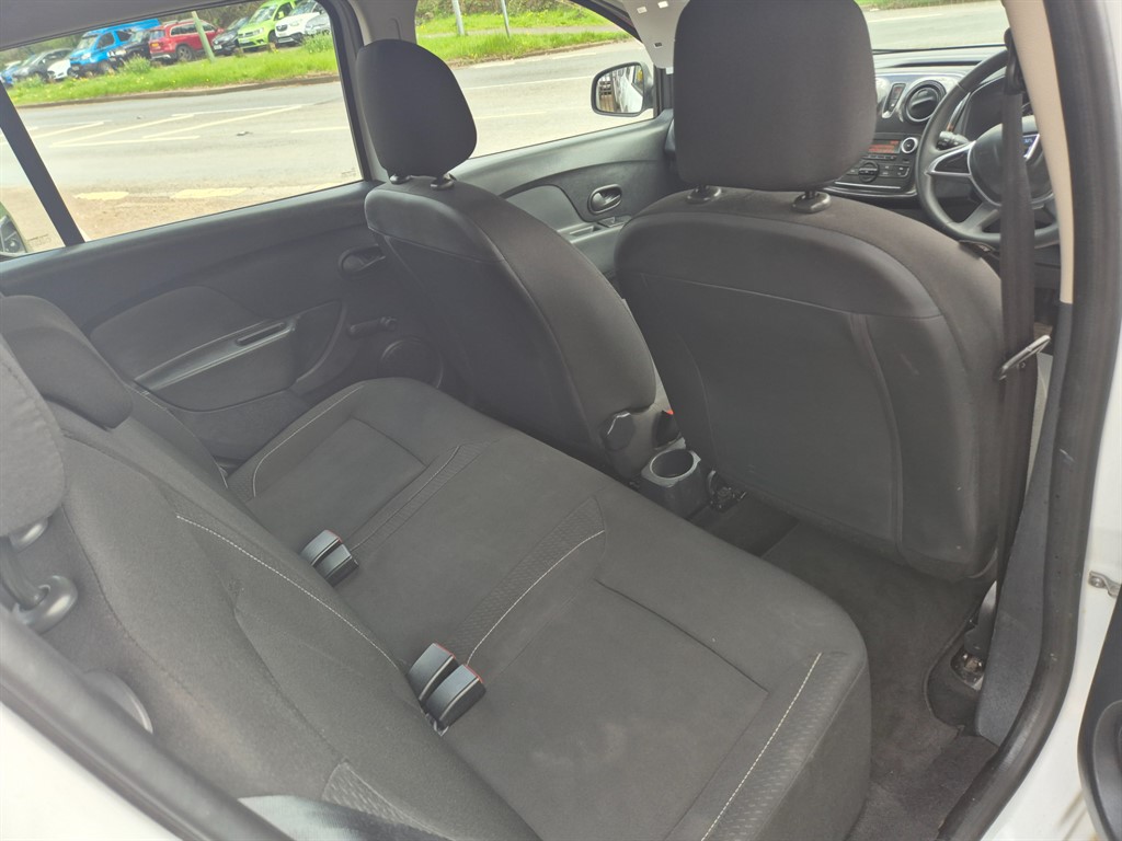 Used Dacia Sandero 2018 for sale - 77336172: Photo 11