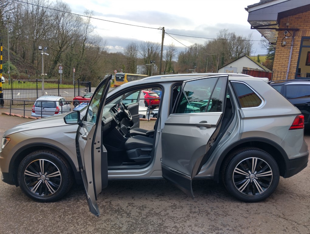 Used Volkswagen Tiguan 2016 for sale - 77354021: Photo 15