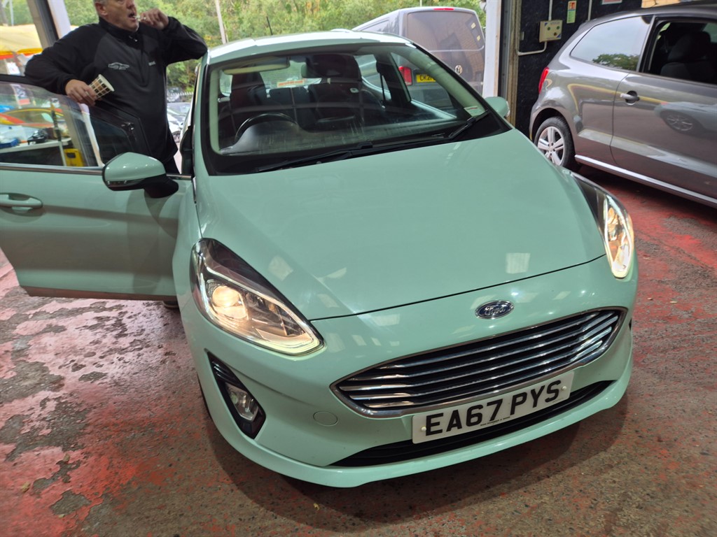 Used Ford Fiesta 2017 for sale - 76221925: Photo 12